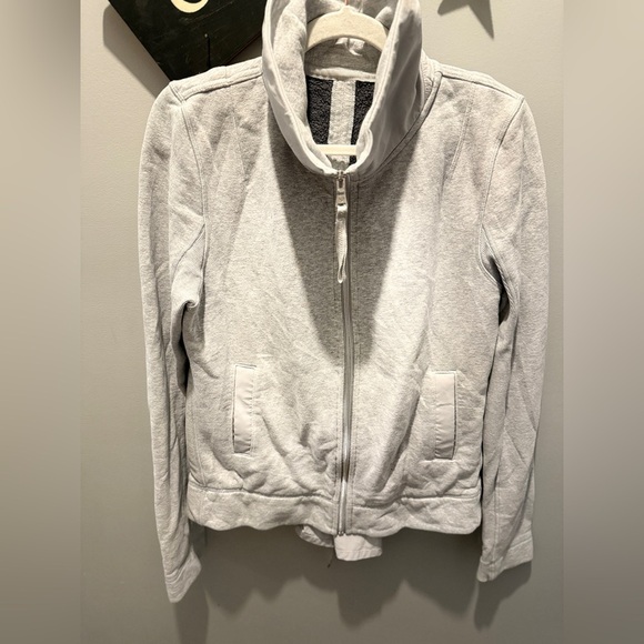 Lululemon Onroute Jacket - Grey - Picture 2 of 5